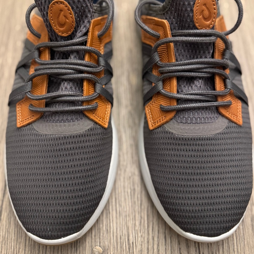 OluKai Mio Li Sneakers- Never worn! - Picture 4 of 10